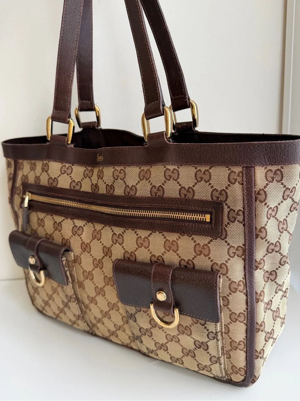 Authentic GUCCI GG Canvas Abbey Pocket Tote bag